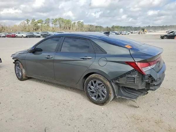 KMHLM4DG6RU778398 2024 HYUNDAI ELANTRA - Image 2