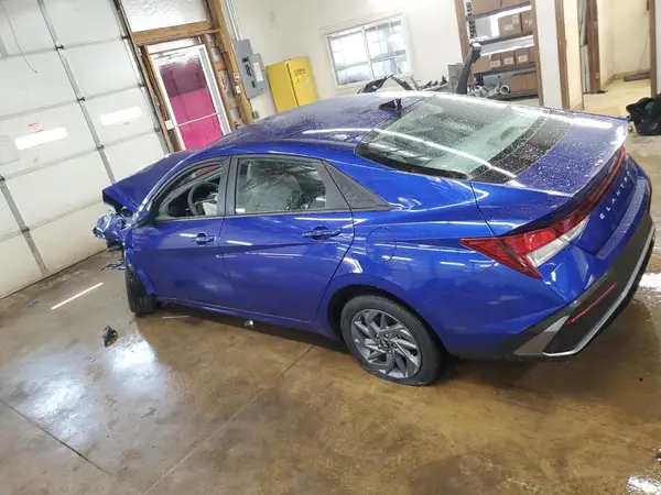 KMHLM4DG6RU780216 2024 HYUNDAI ELANTRA - Image 2