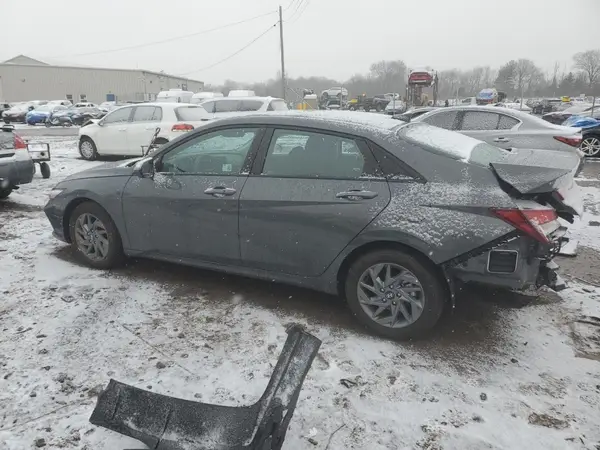 KMHLM4DG6RU783908 2024 HYUNDAI ELANTRA - Image 2