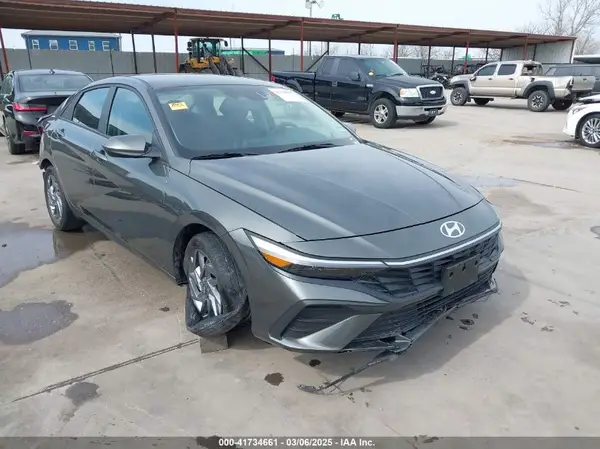 KMHLM4DG6RU785092 2024 HYUNDAI ELANTRA - Image 1