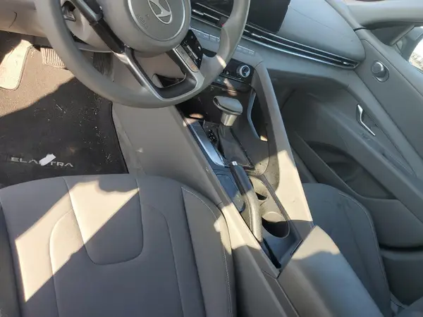 KMHLM4DG6RU788705 2024 HYUNDAI ELANTRA - Image 8