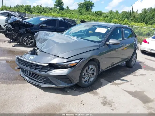 KMHLM4DG6RU792513 2024 HYUNDAI ELANTRA - Image 2