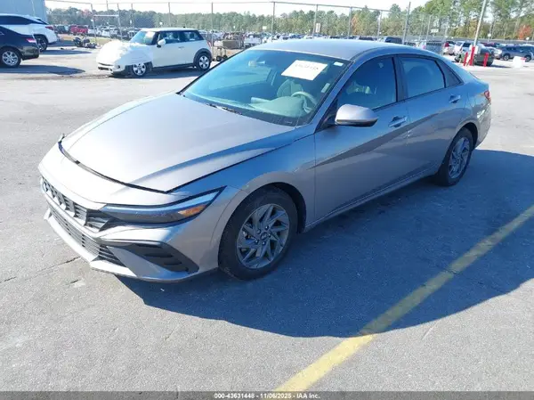 KMHLM4DG6RU799851 2024 HYUNDAI ELANTRA - Image 2