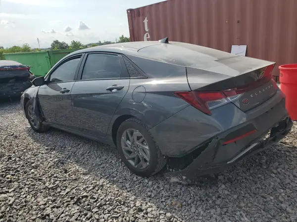 KMHLM4DG6RU800173 2024 HYUNDAI ELANTRA - Image 2