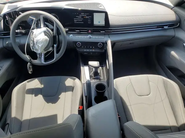 KMHLM4DG6RU802375 2024 HYUNDAI ELANTRA - Image 8