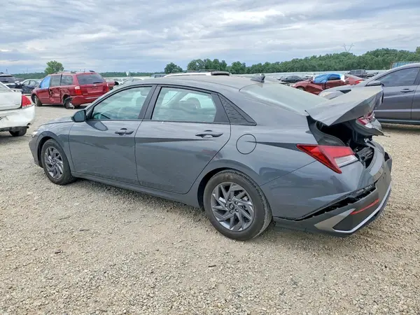 KMHLM4DG6RU807267 2024 HYUNDAI ELANTRA - Image 2