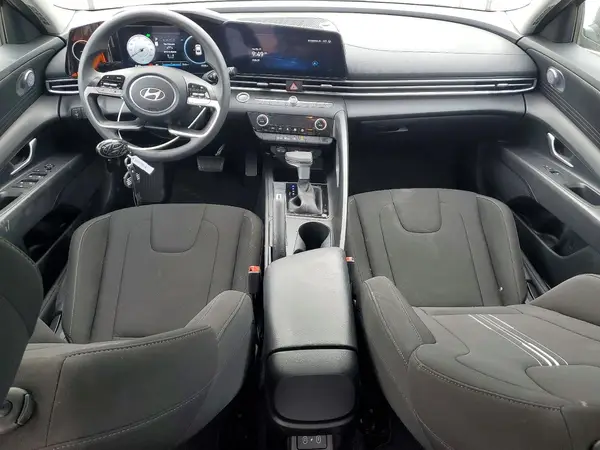 KMHLM4DG6RU807267 2024 HYUNDAI ELANTRA - Image 8