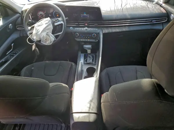 KMHLM4DG6RU807334 2024 HYUNDAI ELANTRA - Image 8
