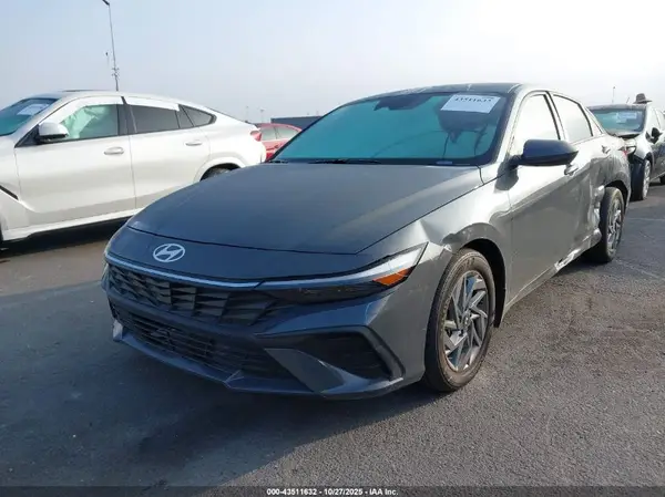KMHLM4DG6RU808564 2024 HYUNDAI ELANTRA - Image 2