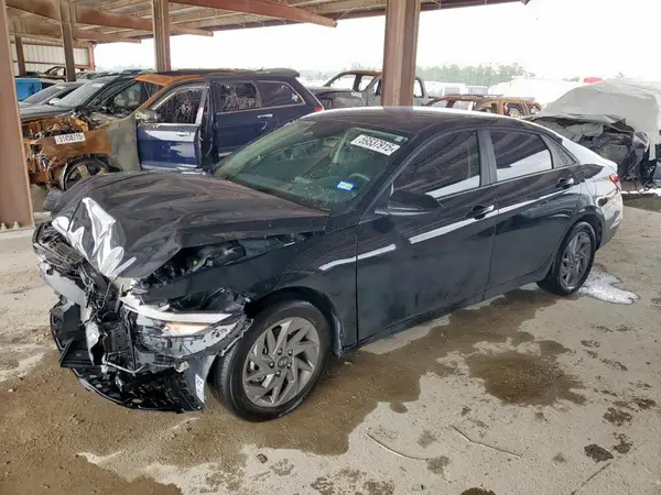 KMHLM4DG6RU813070 2024 HYUNDAI ELANTRA - Image 1