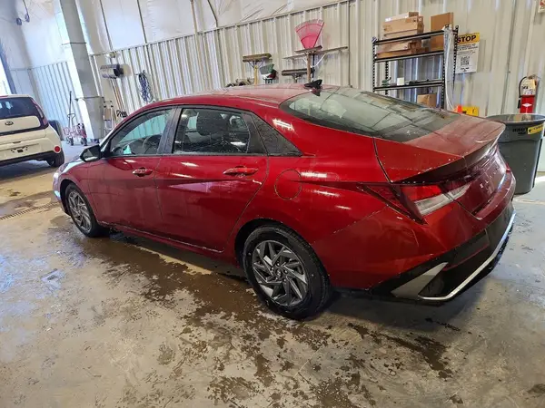KMHLM4DG6RU823419 2024 HYUNDAI ELANTRA - Image 2