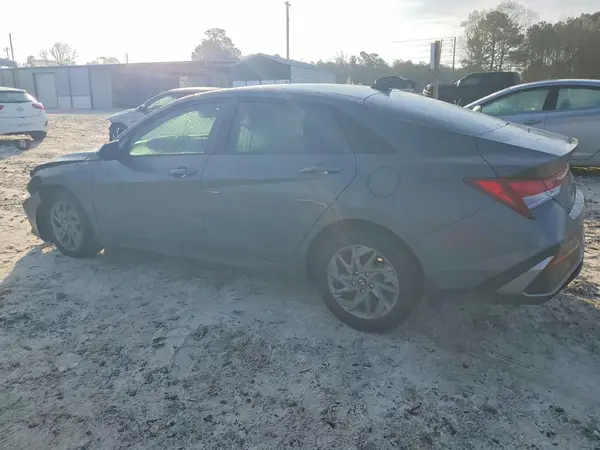 KMHLM4DG6RU829687 2024 HYUNDAI ELANTRA - Image 2