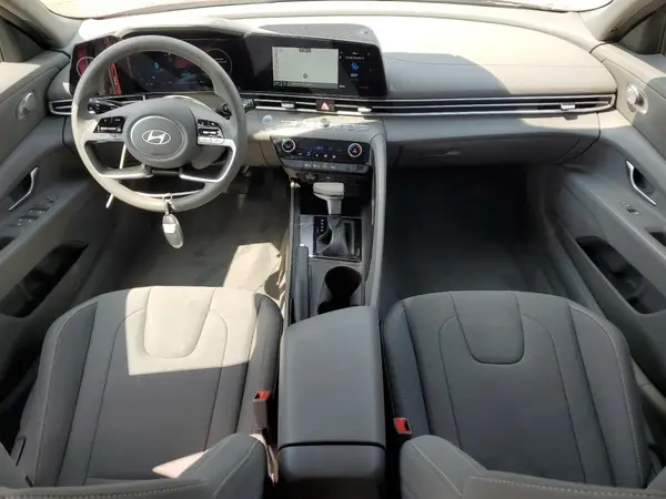 KMHLM4DG6RU835585 2024 HYUNDAI ELANTRA - Image 8