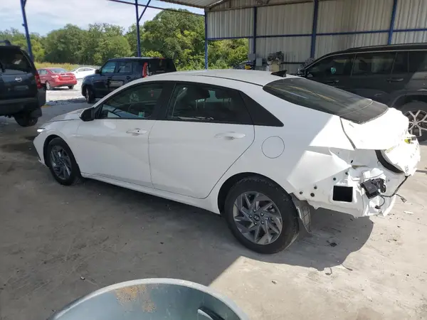 KMHLM4DG6RU836168 2024 HYUNDAI ELANTRA - Image 2