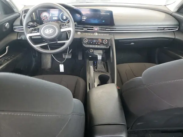 KMHLM4DG6RU836168 2024 HYUNDAI ELANTRA - Image 8