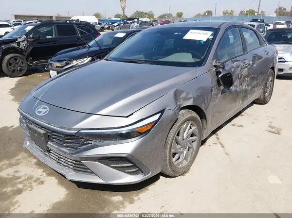 KMHLM4DG6RU844982 2024 HYUNDAI ELANTRA - Image 2