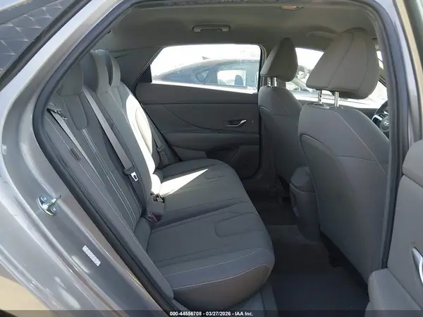 KMHLM4DG6RU844982 2024 HYUNDAI ELANTRA - Image 8