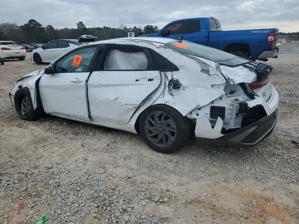 KMHLM4DG6RU846876 2024 HYUNDAI ELANTRA - Image 2