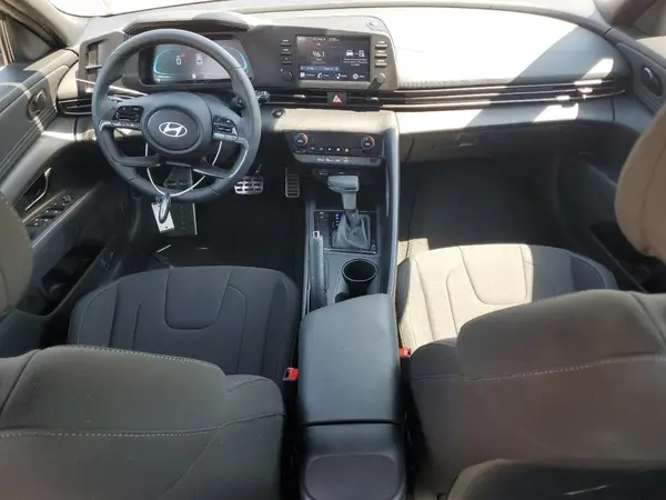 KMHLM4DG6SU008417 2025 HYUNDAI ELANTRA - Image 8
