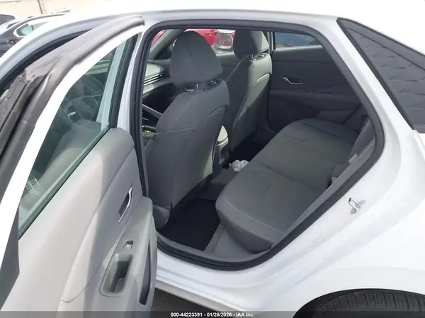 KMHLM4DG6SU019904 2025 HYUNDAI ELANTRA - Image 8