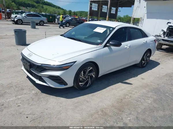 KMHLM4DG6SU022429 2025 HYUNDAI ELANTRA - Image 2