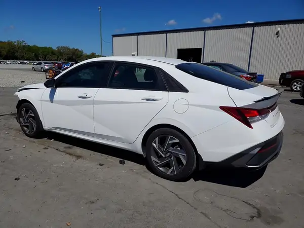 KMHLM4DG6SU045659 2025 HYUNDAI ELANTRA - Image 2