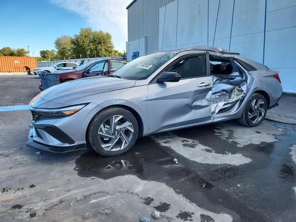 KMHLM4DG6SU050943 2025 HYUNDAI ELANTRA - Image 1