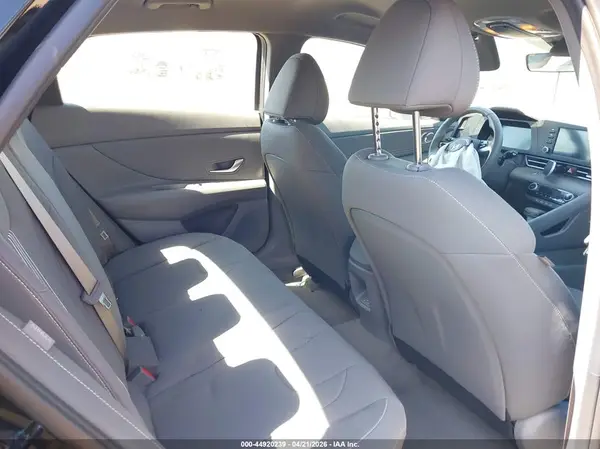 KMHLM4DG6SU051882 2025 HYUNDAI ELANTRA - Image 8