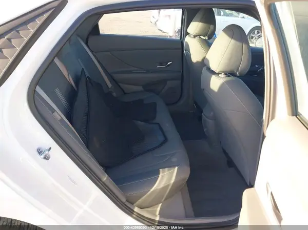 KMHLM4DG6SU059724 2025 HYUNDAI ELANTRA - Image 8