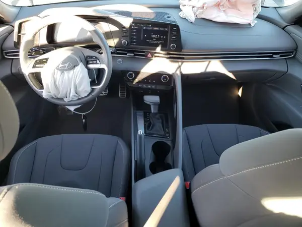 KMHLM4DG6SU064681 2025 HYUNDAI ELANTRA - Image 8
