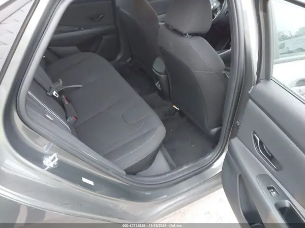 KMHLM4DG6SU065913 2025 HYUNDAI ELANTRA - Image 8