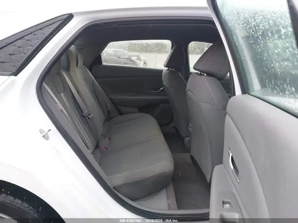 KMHLM4DG6SU070531 2025 HYUNDAI ELANTRA - Image 8