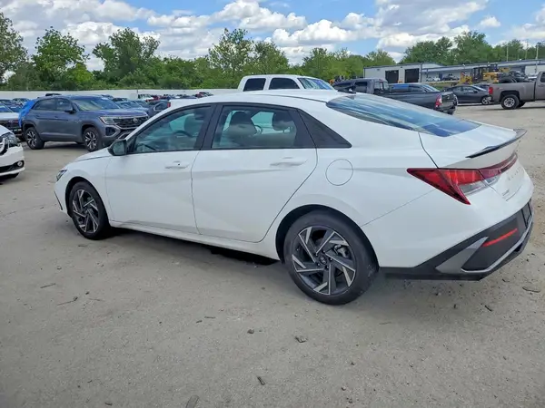 KMHLM4DG6SU071033 2025 HYUNDAI ELANTRA - Image 2