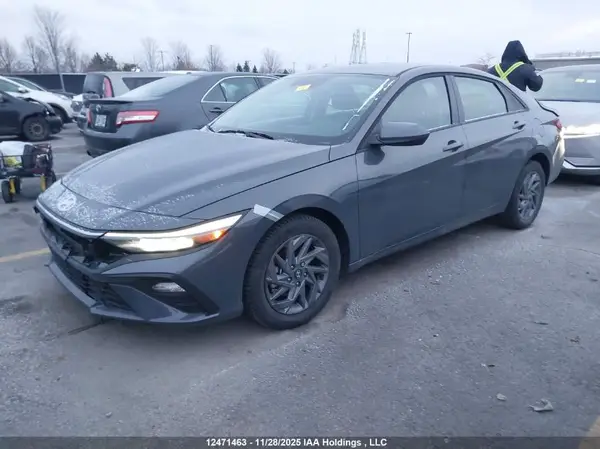 KMHLM4DG6SU078953 2025 HYUNDAI ELANTRA - Image 2