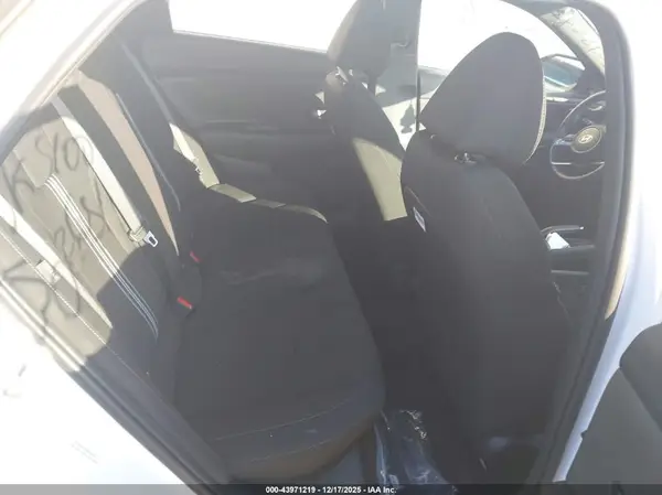 KMHLM4DG6SU079049 2025 HYUNDAI ELANTRA - Image 8