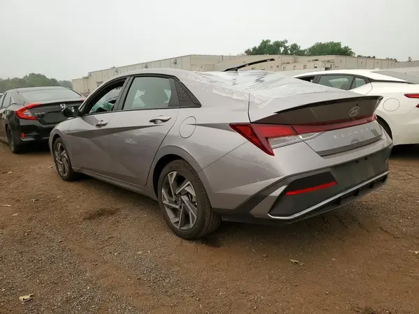KMHLM4DG6SU094571 2025 HYUNDAI ELANTRA - Image 2