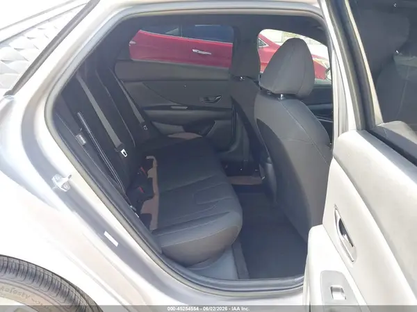 KMHLM4DG6SU874392 2025 HYUNDAI ELANTRA - Image 8