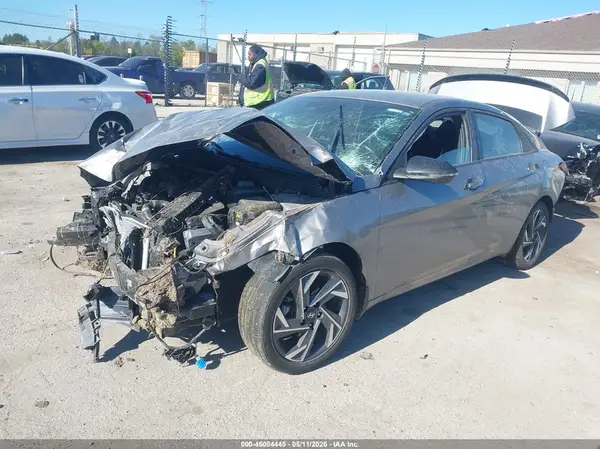 KMHLM4DG6SU879995 2025 HYUNDAI ELANTRA - Image 2