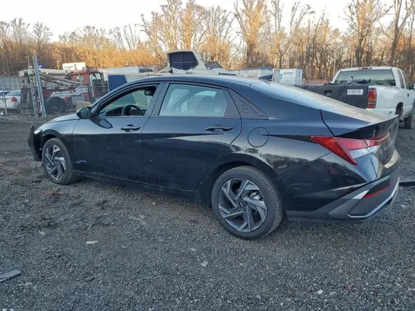 KMHLM4DG6SU883321 2025 HYUNDAI ELANTRA - Image 2