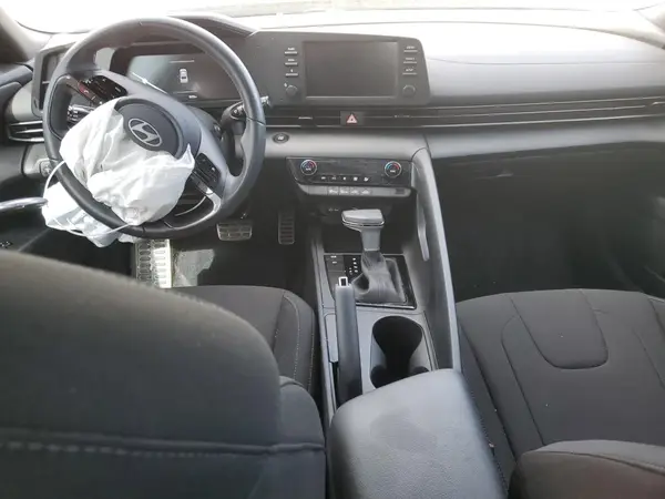 KMHLM4DG6SU911330 2025 HYUNDAI ELANTRA - Image 8
