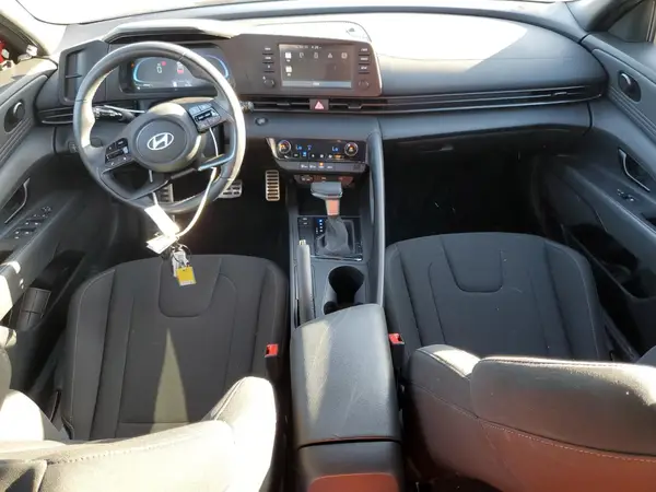 KMHLM4DG6SU924742 2025 HYUNDAI ELANTRA - Image 8