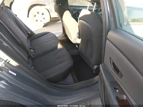 KMHLM4DG6SU925826 2025 HYUNDAI ELANTRA - Image 8