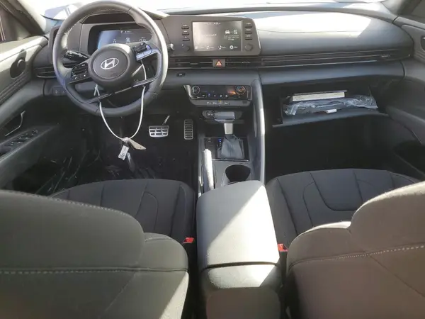 KMHLM4DG6SU927172 2025 HYUNDAI ELANTRA - Image 8