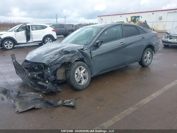 KMHLM4DG6SU932565 2025 HYUNDAI ELANTRA - Image 2