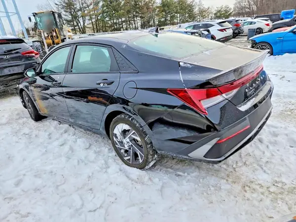 KMHLM4DG6SU934607 2025 HYUNDAI ELANTRA - Image 2