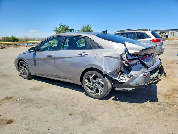 KMHLM4DG6SU938740 2025 HYUNDAI ELANTRA - Image 2