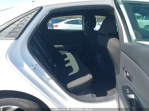 KMHLM4DG6SU939998 2025 HYUNDAI ELANTRA - Image 8