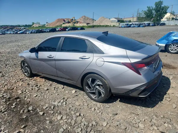 KMHLM4DG6SU955988 2025 HYUNDAI ELANTRA - Image 2
