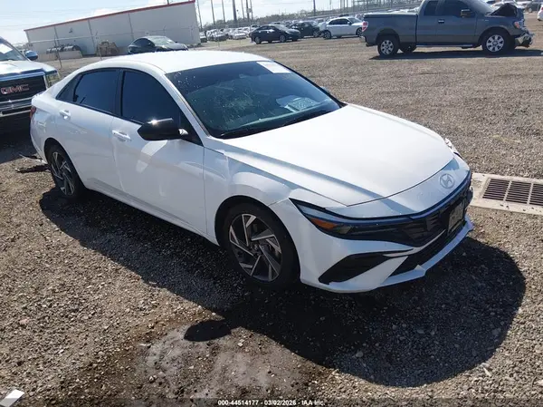 KMHLM4DG6SU963587 2025 HYUNDAI ELANTRA - Image 1