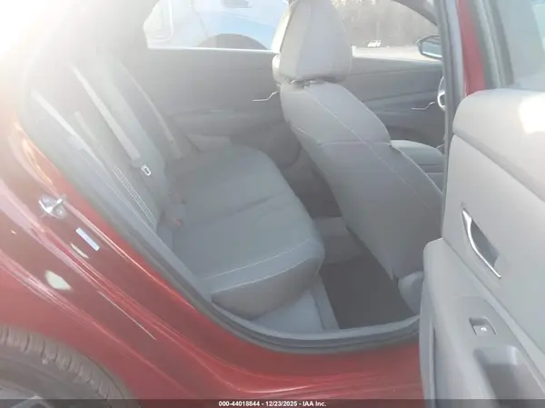KMHLM4DG6SU968563 2025 HYUNDAI ELANTRA - Image 8